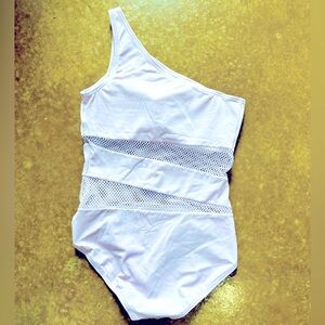 Carmen Marc Valvo sz 8 Lavendar One Piece